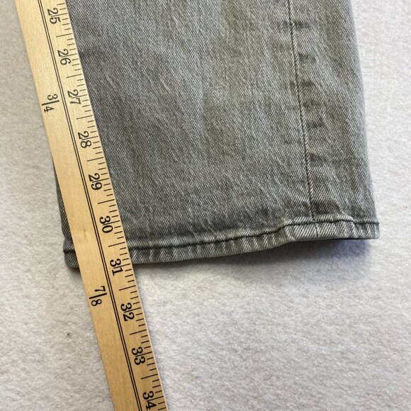Levi's 501 Jeans Men's 32 Gray Denim Straight Leg Actual Size 31 x 31 - Picture 7 of 10